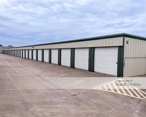 Source URL: https://cdnsc.rentcafe.com/dmslivecafe/3/1352208/1352208-1-2.jpg?width=-1&height=385&quality=80