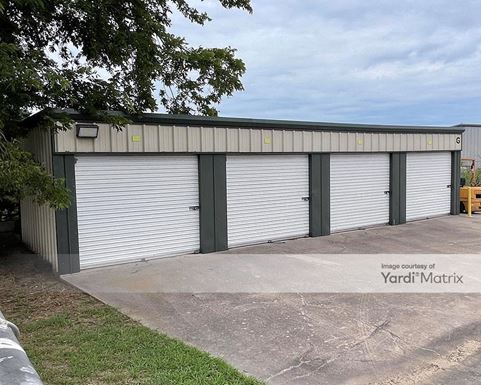 Source URL: https://cdnsc.rentcafe.com/dmslivecafe/3/1352208/1352208-1-4.jpg?width=-1&height=385&quality=80