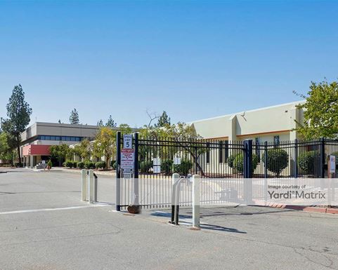 Source URL: https://cdnsc.rentcafe.com/dmslivecafe/3/1352300/1352300-1-4.jpg?width=-1&height=385&quality=80