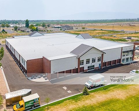 Source URL: https://cdnsc.rentcafe.com/dmslivecafe/3/1352313/1352313-1-2.jpg?width=-1&height=385&quality=80