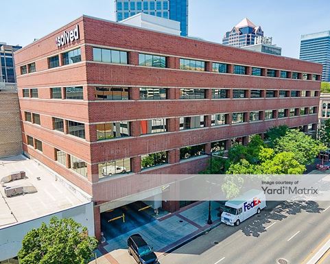 Source URL: https://cdnsc.rentcafe.com/dmslivecafe/3/1352323/1352323-1-2.jpg?width=-1&height=385&quality=80