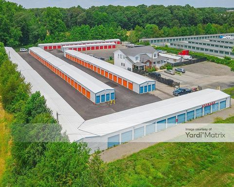 Source URL: https://cdnsc.rentcafe.com/dmslivecafe/3/1352343/1352343-1-2.jpg?width=-1&height=385&quality=80