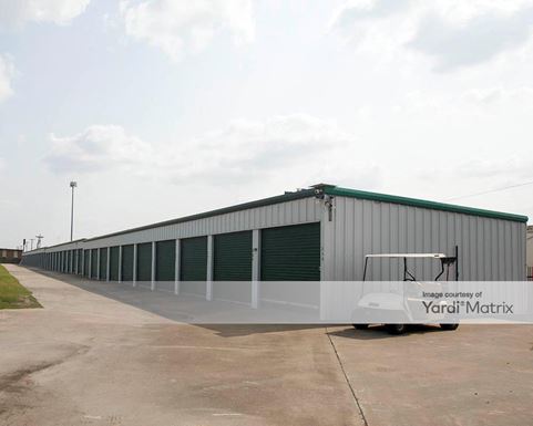 Source URL: https://cdnsc.rentcafe.com/dmslivecafe/3/1352366/1352366-1-3.jpg?width=-1&height=385&quality=80