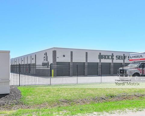 Source URL: https://cdnsc.rentcafe.com/dmslivecafe/3/1352371/1352371-1-3.jpg?width=-1&height=385&quality=80