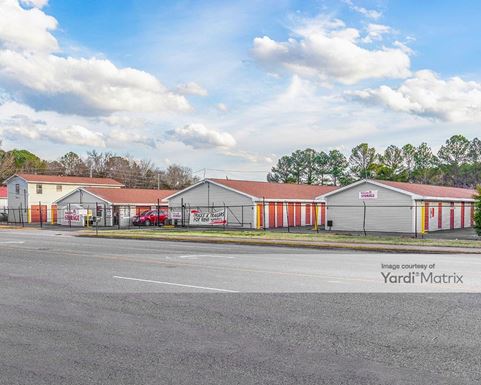 Source URL: https://cdnsc.rentcafe.com/dmslivecafe/3/1352403/1352403-1-2.jpg?width=-1&height=385&quality=80