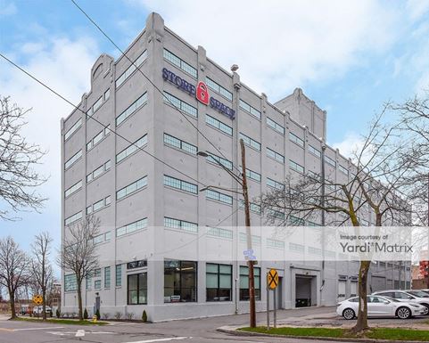 Source URL: https://cdnsc.rentcafe.com/dmslivecafe/3/1352406/1352406-1-3.jpg?width=-1&height=385&quality=80