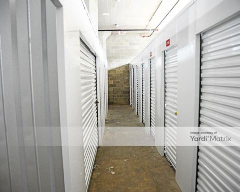 Source URL: https://cdnsc.rentcafe.com/dmslivecafe/3/1362934/1362934-1-3.jpg?width=-1&height=385&quality=80