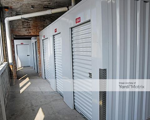 Source URL: https://cdnsc.rentcafe.com/dmslivecafe/3/1362934/1362934-1-4.jpg?width=-1&height=385&quality=80