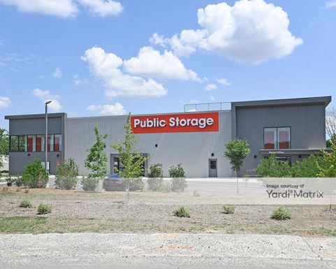 Source URL: https://cdnsc.rentcafe.com/dmslivecafe/3/1362935/1362935-1-2.jpg?width=-1&height=385&quality=80