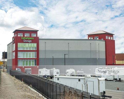 Source URL: https://cdnsc.rentcafe.com/dmslivecafe/3/1362946/1362946-1-4.jpg?width=-1&height=385&quality=80