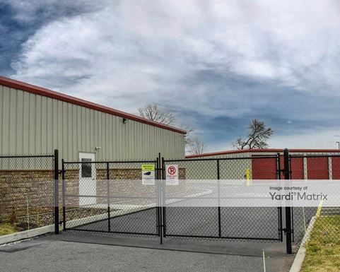 Source URL: https://cdnsc.rentcafe.com/dmslivecafe/3/1362973/1362973-1-4.jpg?width=-1&height=385&quality=80