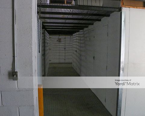 Source URL: https://cdnsc.rentcafe.com/dmslivecafe/3/1372671/1372671-1-3.jpg?width=-1&height=385&quality=80