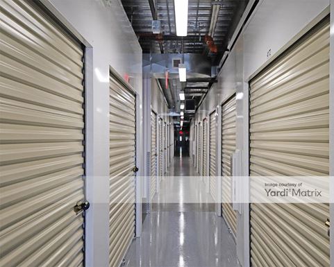 Source URL: https://cdnsc.rentcafe.com/dmslivecafe/3/1372697/1372697-1-3.jpg?width=-1&height=385&quality=80