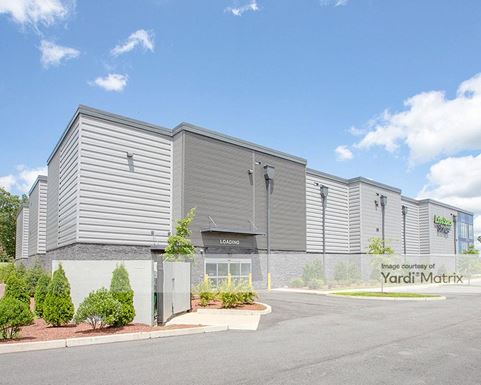 Source URL: https://cdnsc.rentcafe.com/dmslivecafe/3/1372699/1372699-1-2.jpg?width=-1&height=385&quality=80