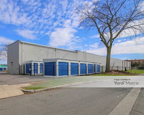 Source URL: https://cdnsc.rentcafe.com/dmslivecafe/3/1372701/1372701-1-3.jpg?width=-1&height=385&quality=80