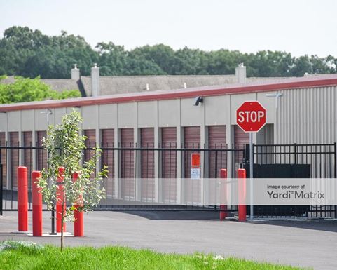 Source URL: https://cdnsc.rentcafe.com/dmslivecafe/3/1380970/1380970-1-4.jpg?width=-1&height=385&quality=80