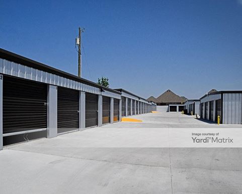 Source URL: https://cdnsc.rentcafe.com/dmslivecafe/3/1380990/1380990-1-3.jpg?width=-1&height=385&quality=80