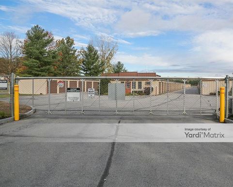 Source URL: https://cdnsc.rentcafe.com/dmslivecafe/3/1380999/1380999-1-2.jpg?width=-1&height=385&quality=80