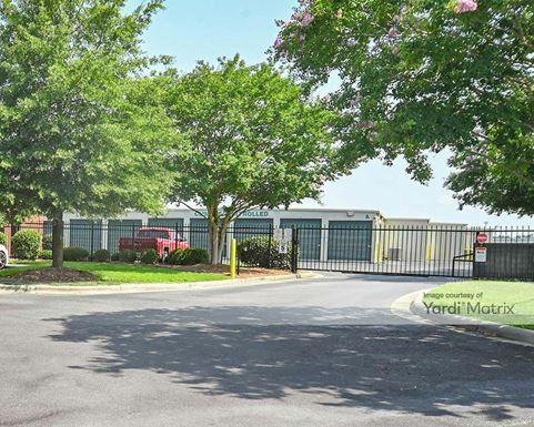 Source URL: https://cdnsc.rentcafe.com/dmslivecafe/3/1407936/1407936-1-2.jpg?width=-1&height=385&quality=80