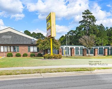 Storage Units for Rent available at 3614 Murchison Road, Fayetteville, NC 28311