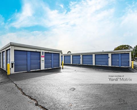 Source URL: https://cdnsc.rentcafe.com/dmslivecafe/3/1407959/1407959-1-4.jpg?width=-1&height=385&quality=80