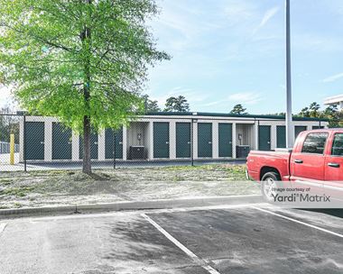 Storage Units for Rent available at 7901 Cliffdale Road, Fayetteville, NC 28314