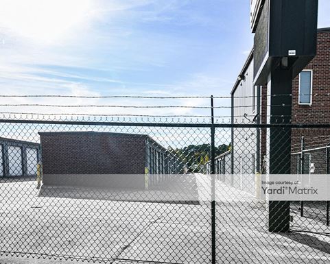 Source URL: https://cdnsc.rentcafe.com/dmslivecafe/3/1407971/1407971-1-3.jpg?width=-1&height=385&quality=80