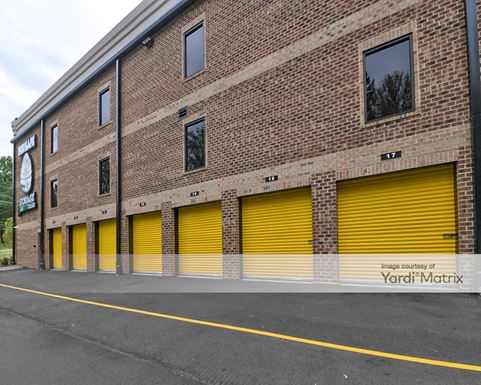 Source URL: https://cdnsc.rentcafe.com/dmslivecafe/3/1407981/1407981-1-5.jpg?width=-1&height=385&quality=80