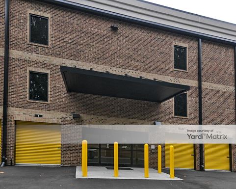 Source URL: https://cdnsc.rentcafe.com/dmslivecafe/3/1407981/1407981-1-6.jpg?width=-1&height=385&quality=80