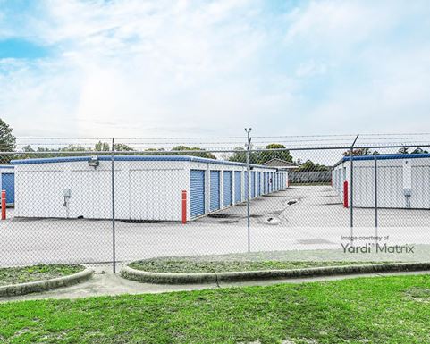 Source URL: https://cdnsc.rentcafe.com/dmslivecafe/3/1407985/1407985-1-3.jpg?width=-1&height=385&quality=80