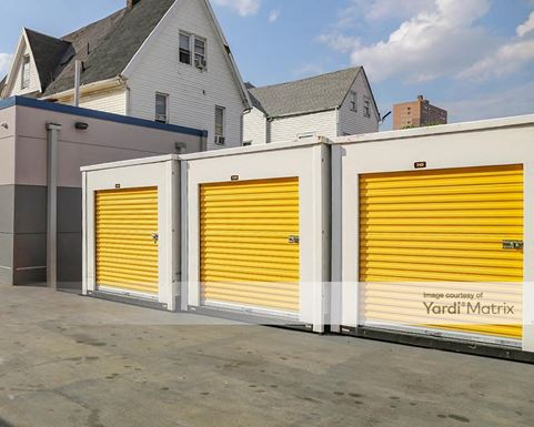 Source URL: https://cdnsc.rentcafe.com/dmslivecafe/3/1407996/1407996-1-6.jpg?width=-1&height=385&quality=80