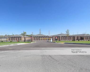 Storage Units for Rent available at 6025 Sunnyside Road, Indianapolis, IN 46236