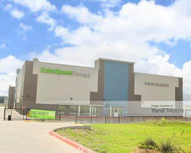 Storage Units for Rent available at 2333 South New Road, Waco, TX 76711