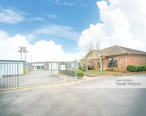 Source URL: https://cdnsc.rentcafe.com/dmslivecafe/3/1408087/1408087-1-4.jpg?width=-1&height=385&quality=80