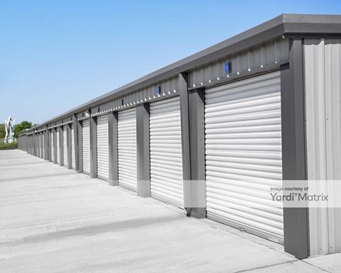 Source URL: https://cdnsc.rentcafe.com/dmslivecafe/3/1408098/1408098-1-3.jpg?width=-1&height=385&quality=80