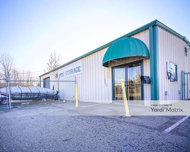 Storage Units for Rent available at 11605 AR-5, Cabot, AR 72023