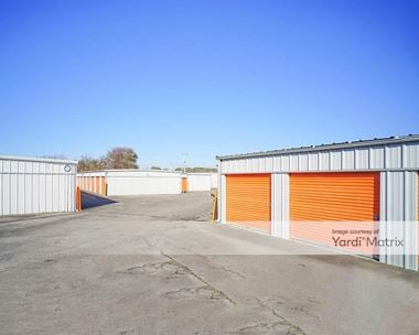 Storage Units for Rent available at 1122 Gum Street, Conway, AR 72032