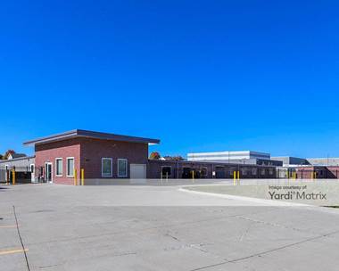 Storage Units for Rent available at 3900 121st Street, Urbandale, IA 50323