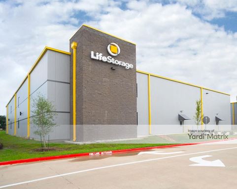 Source URL: https://cdnsc.rentcafe.com/dmslivecafe/3/1419358/1419358-1-4.jpg?width=-1&height=385&quality=80