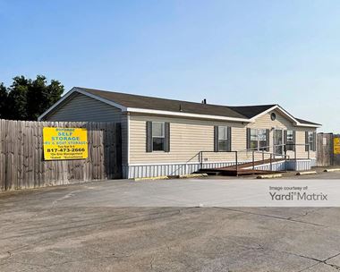 Storage Units for Rent available at 902 Mansfield Webb Road, Arlington, TX 76002