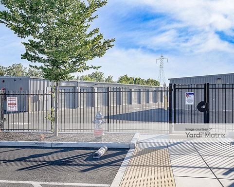 Source URL: https://cdnsc.rentcafe.com/dmslivecafe/3/1437363/1437363-1-3.jpg?width=-1&height=385&quality=80