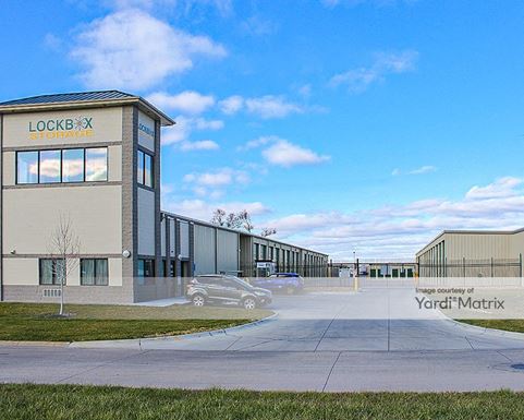 Source URL: https://cdnsc.rentcafe.com/dmslivecafe/3/1437372/1437372-1-4.jpg?width=-1&height=385&quality=80