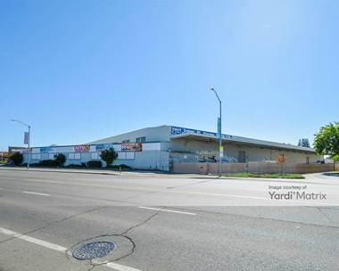 Storage Units for Rent available at 1100 Richards Blvd, Sacramento, CA 95811