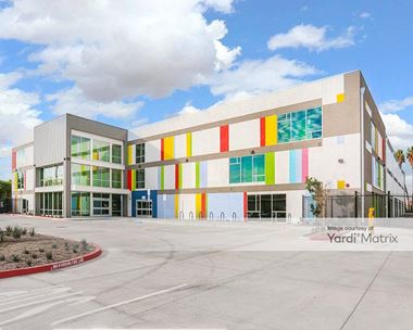 Storage Units for Rent available at 7855 Haskell Avenue, Van Nuys, CA 91406