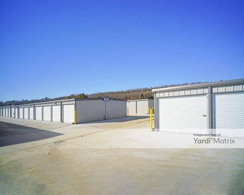 Source URL: https://cdnsc.rentcafe.com/dmslivecafe/3/1455277/1455277-1-5.jpg?width=-1&height=385&quality=80