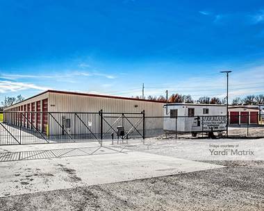 Storage Units for Rent available at 13502 North US-169, Smithville, MO 64089