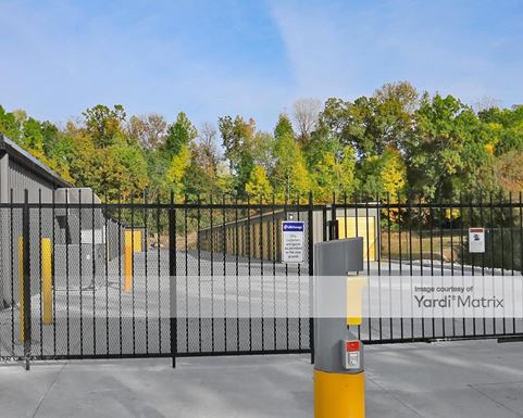 Source URL: https://cdnsc.rentcafe.com/dmslivecafe/3/1455306/1455306-1-4.jpg?width=-1&height=385&quality=80