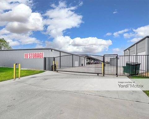 Source URL: https://cdnsc.rentcafe.com/dmslivecafe/3/1455308/1455308-1-4.jpg?width=-1&height=385&quality=80