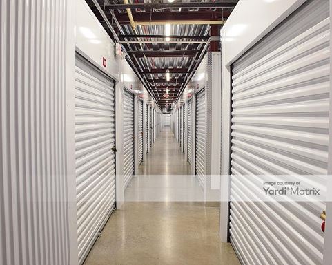 Source URL: https://cdnsc.rentcafe.com/dmslivecafe/3/1469272/1469272-1-5.jpg?width=-1&height=385&quality=80