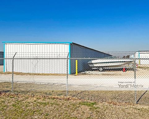 Source URL: https://cdnsc.rentcafe.com/dmslivecafe/3/1469278/1469278-1-3.jpg?width=-1&height=385&quality=80